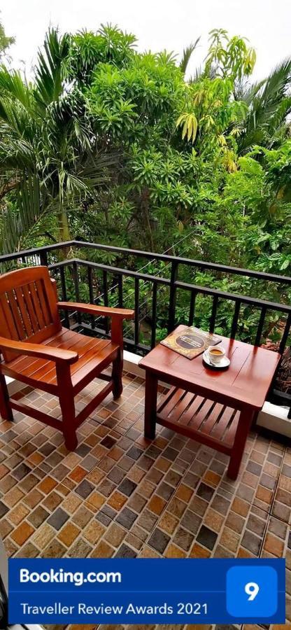 Hotel Baan Glangsuan Bang Kobua à Bang Chak Extérieur photo
