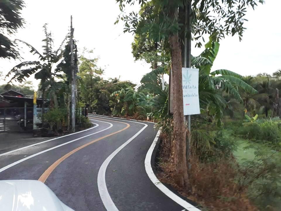 Hotel Baan Glangsuan Bang Kobua à Bang Chak Extérieur photo