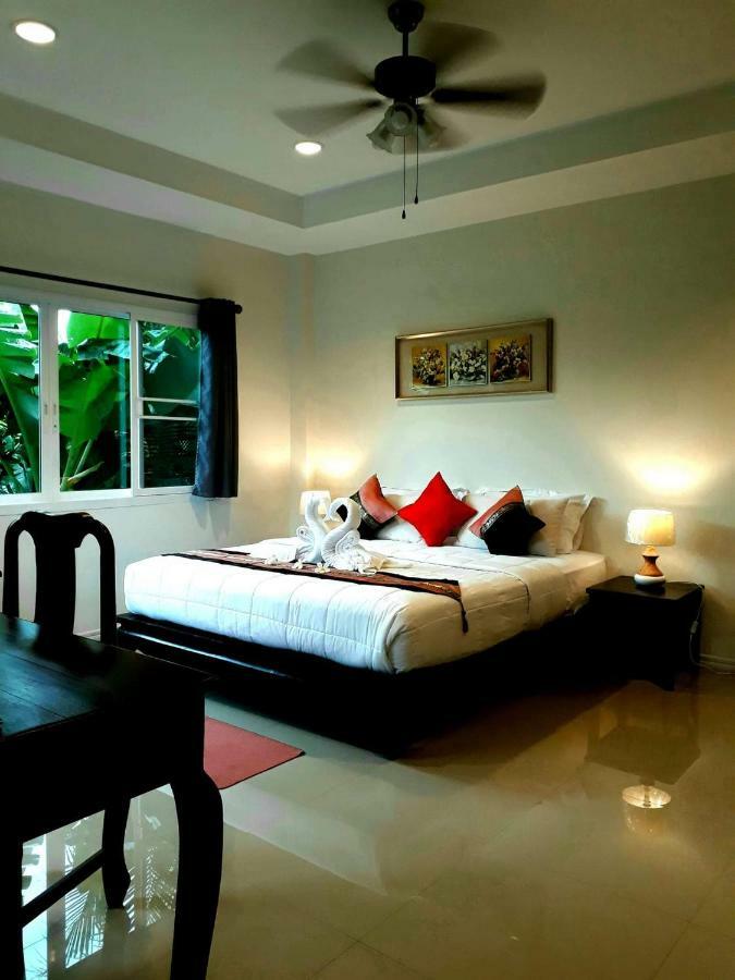 Hotel Baan Glangsuan Bang Kobua à Bang Chak Extérieur photo