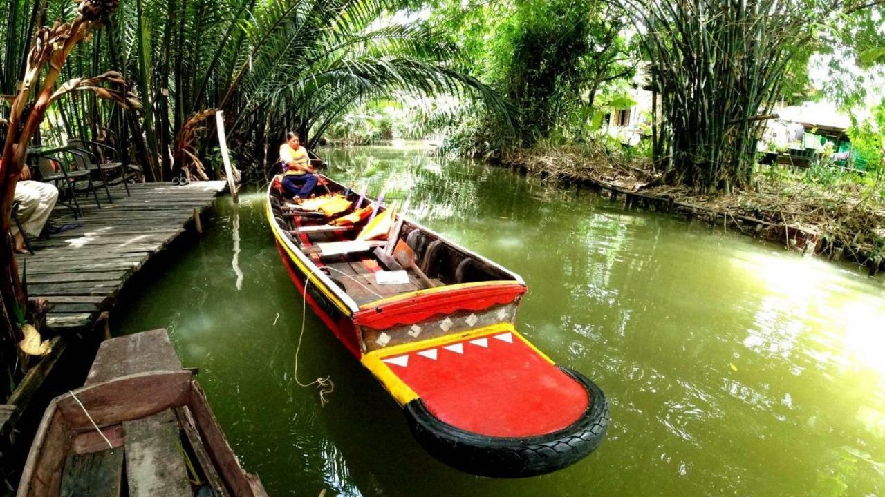 Hotel Baan Glangsuan Bang Kobua à Bang Chak Extérieur photo