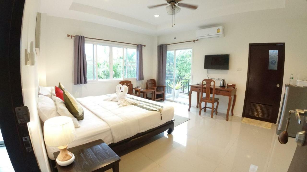 Hotel Baan Glangsuan Bang Kobua à Bang Chak Extérieur photo