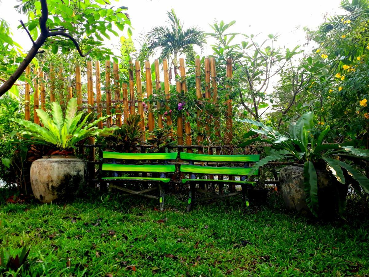 Hotel Baan Glangsuan Bang Kobua à Bang Chak Extérieur photo